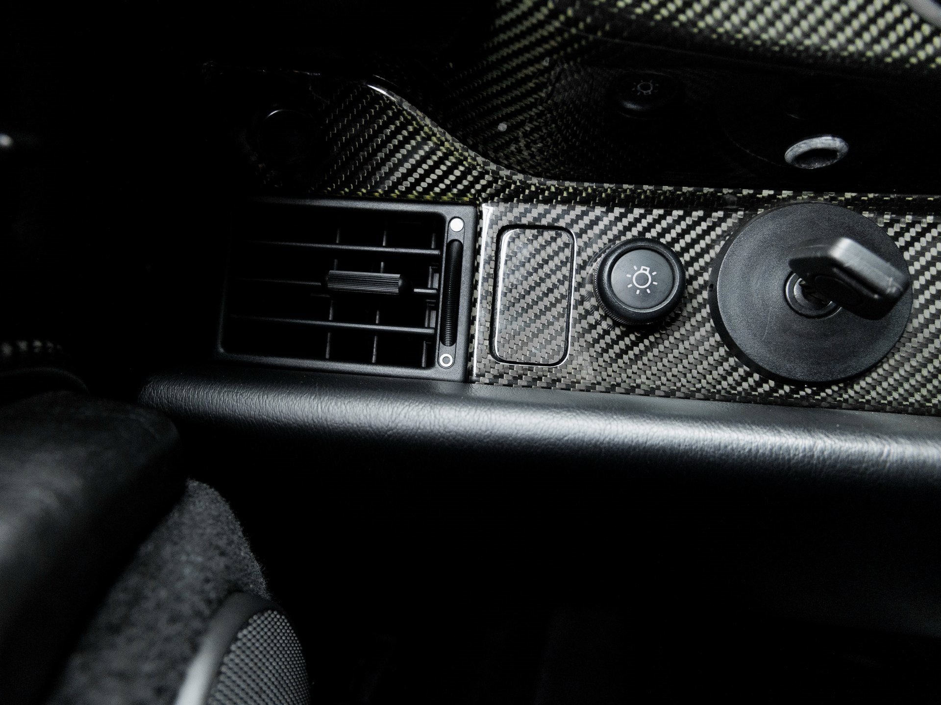 Used 1998 Porsche 911 Carrera 4S image 18