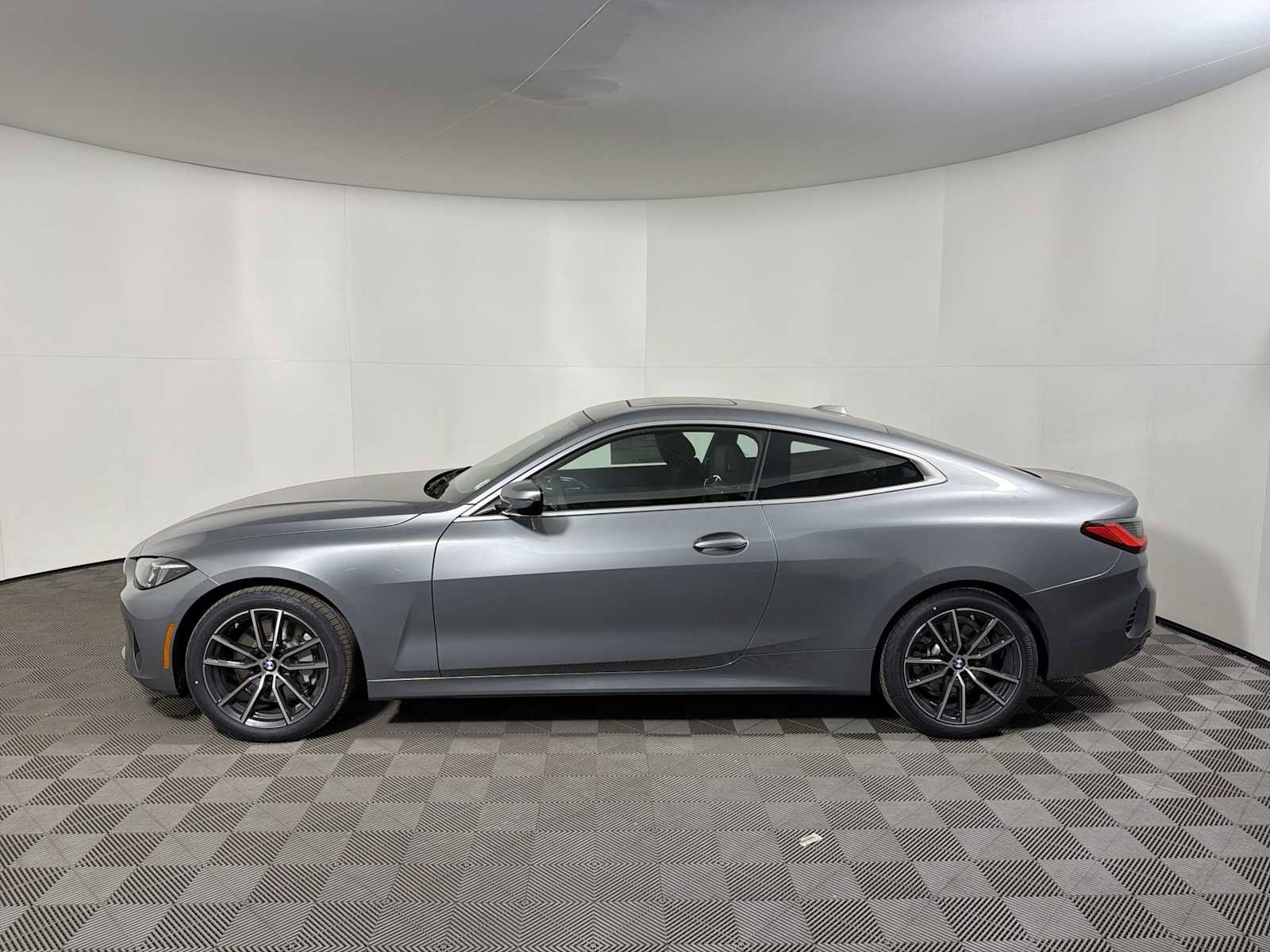 New 2026 BMW 430i xDrive Coupe w/ Convenience Package image 4