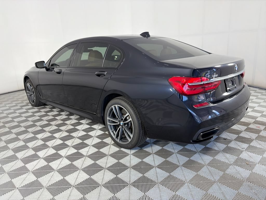 Used 2017 BMW 750i xDrive AWD/4WD image 5