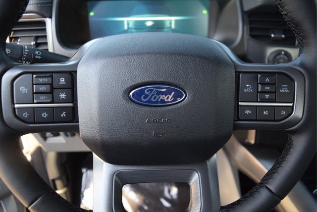 New 2025 Ford F150 Lightning Flash AWD/4WD image 7
