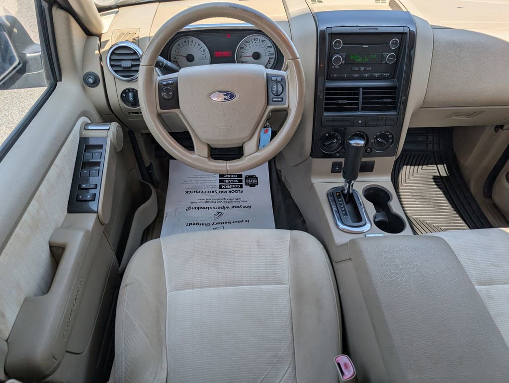 Used 2010 Ford Explorer Sport Trac XLT RWD image 25