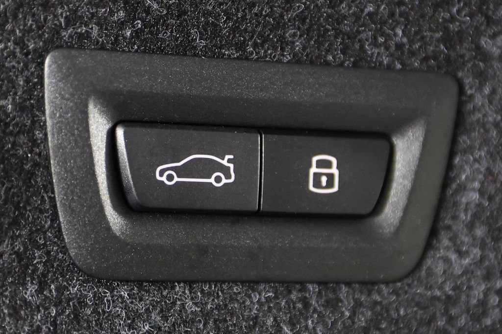 Used 2026 BMW M3 RWD image 13