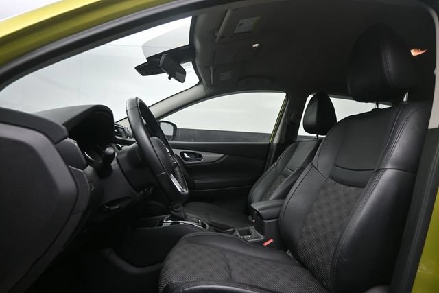Used 2020 Nissan Rogue Sport SV w/ Technology Package FWD image 10