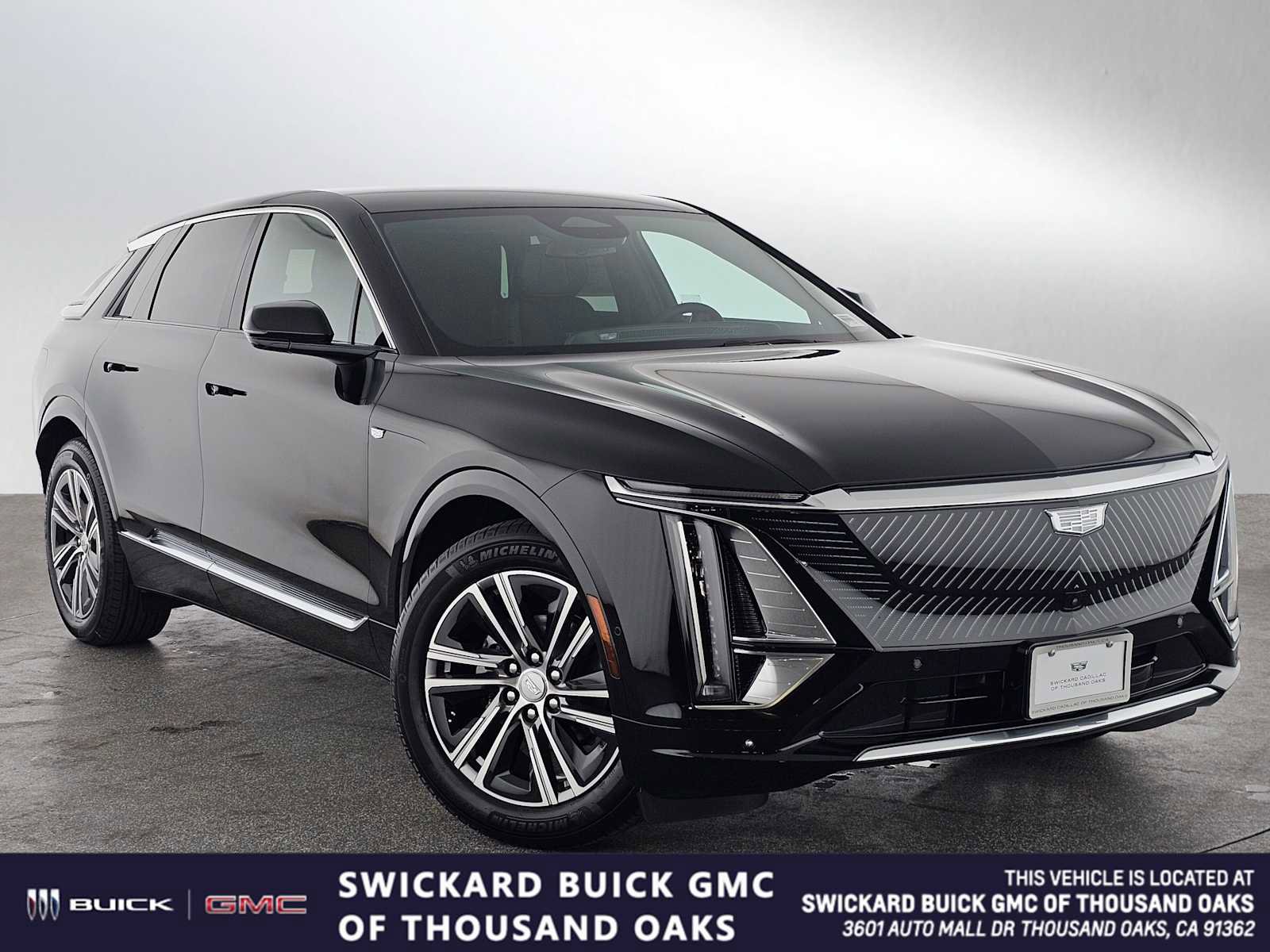 New 2026 Cadillac Lyriq Luxury image 1