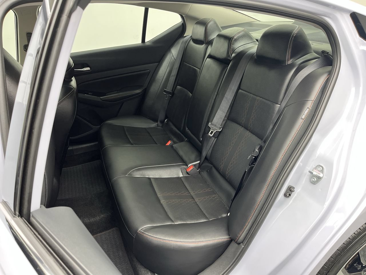 Used 2024 Nissan Altima 2.5 SR w/ SR Premium Package AWD/4WD image 13