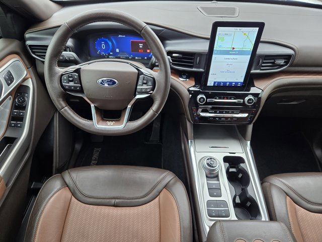 Used 2023 Ford Explorer King Ranch w/ Technology Package image 25