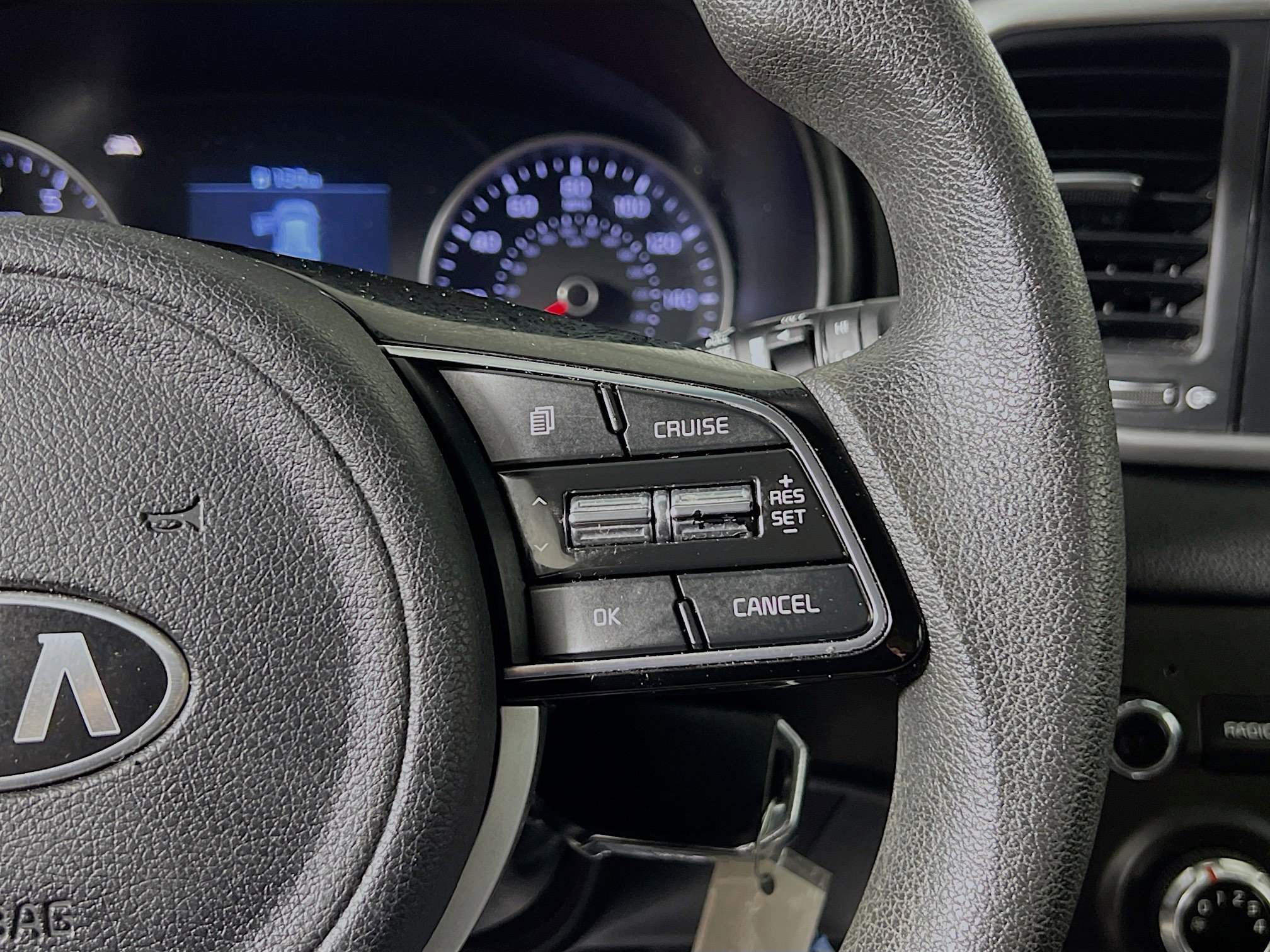 Used 2022 Kia Sportage LX image 20