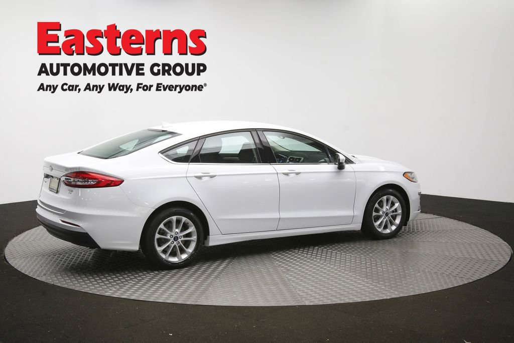 Used 2020 Ford Fusion SE FWD image 41