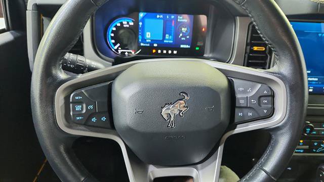 Used 2024 Ford Bronco Badlands AWD/4WD image 14