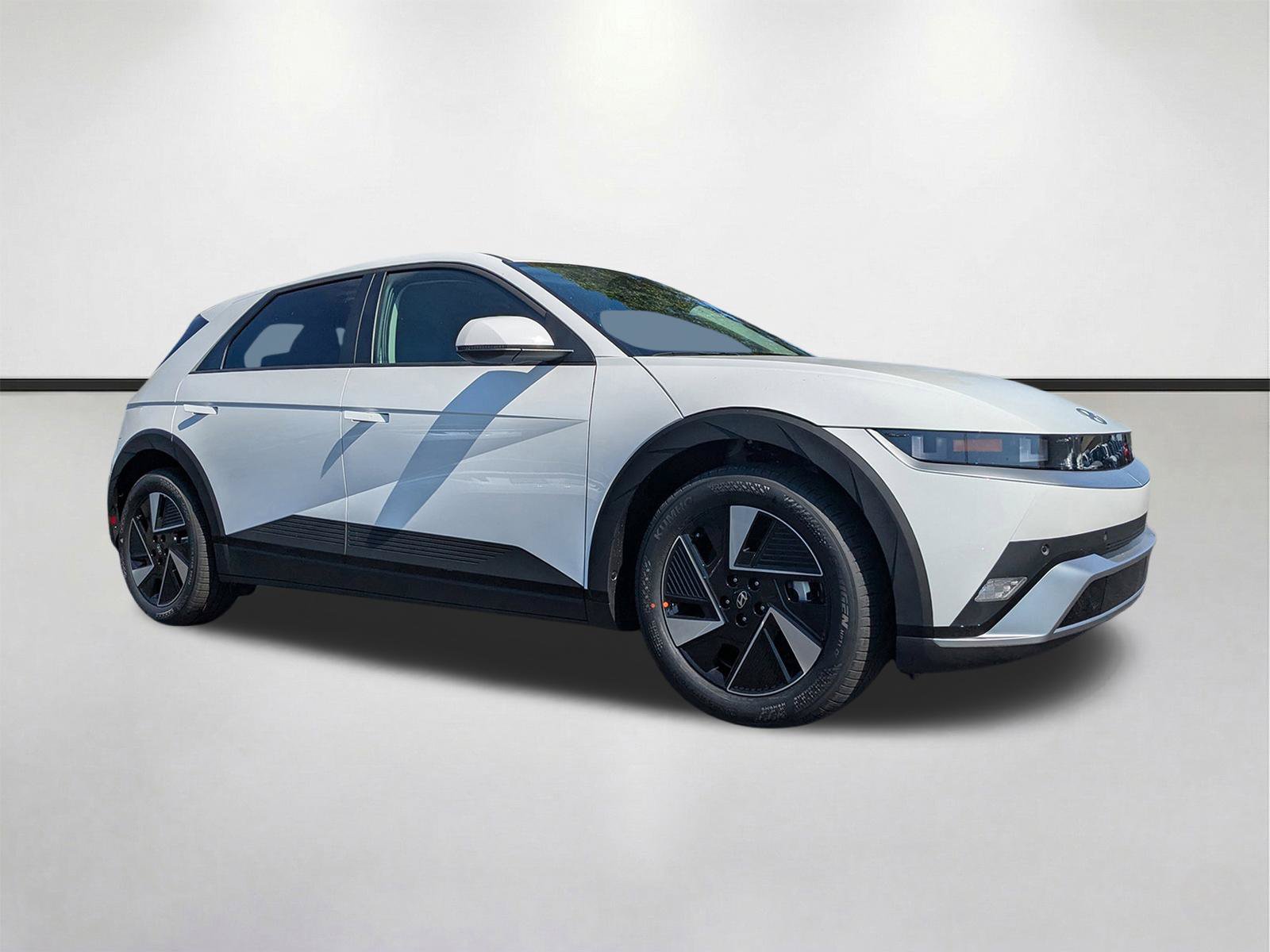 New 2025 Hyundai Ioniq 5 SE RWD image 1