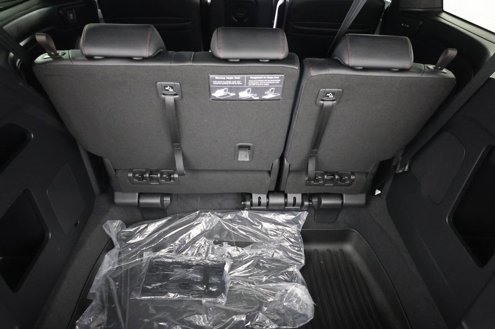 Used 2026 Honda Odyssey Sport-L image 23