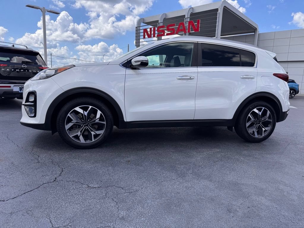 Used 2020 Kia Sportage EX FWD image 2