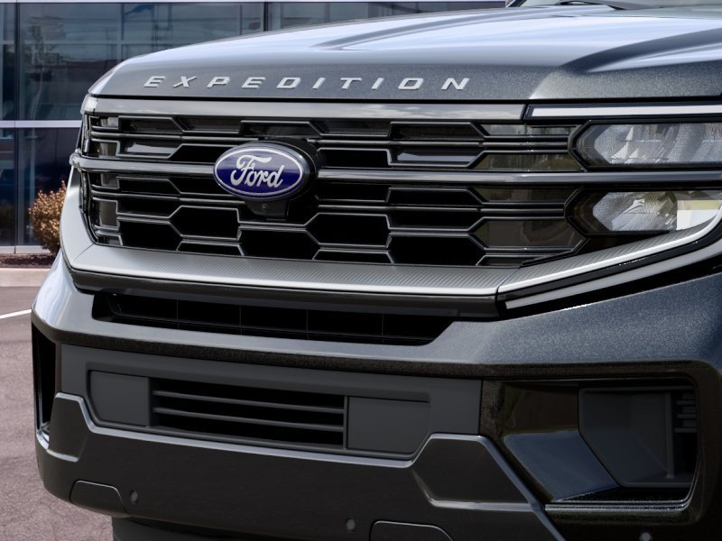New 2027 Ford Expedition Platinum w/ Driver's Package RWD image 19