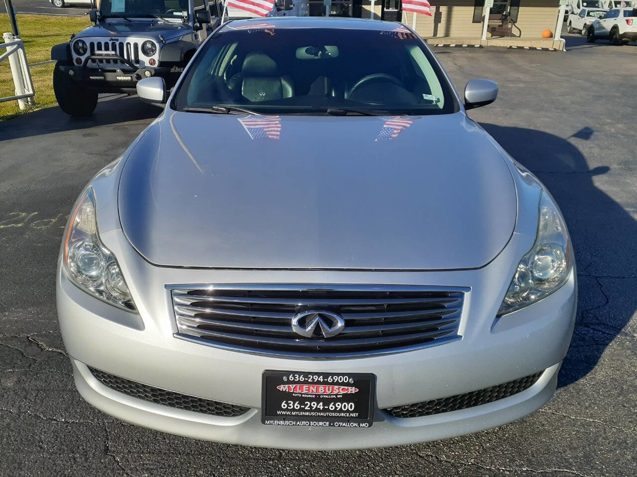 Used 2010 INFINITI G37 x Coupe w/ Premium Pkg image 4
