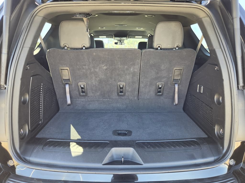 Used 2025 Chevrolet Tahoe LT RWD image 29