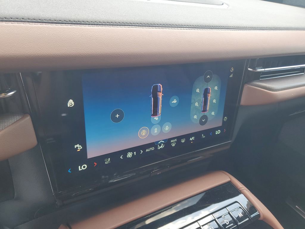 New 2025 Lincoln Navigator L Reserve image 31