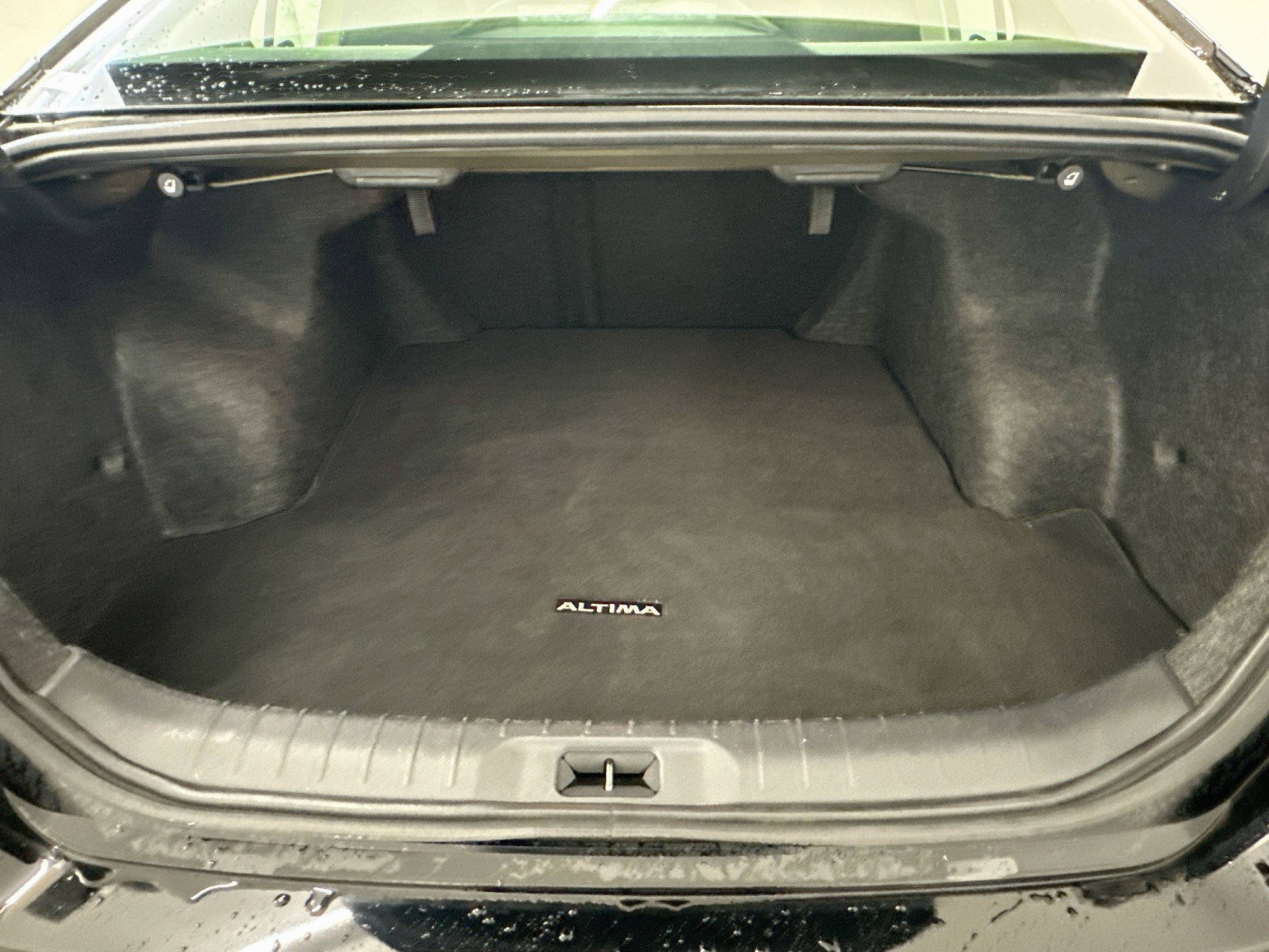 Used 2023 Nissan Altima 2.5 S FWD image 29