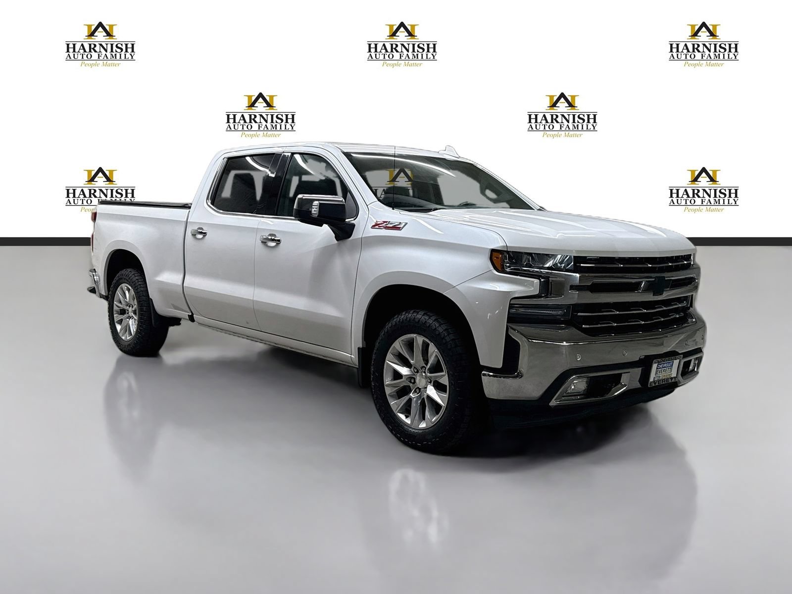 Used 2022 Chevrolet Silverado 1500 LTZ AWD/4WD image 3