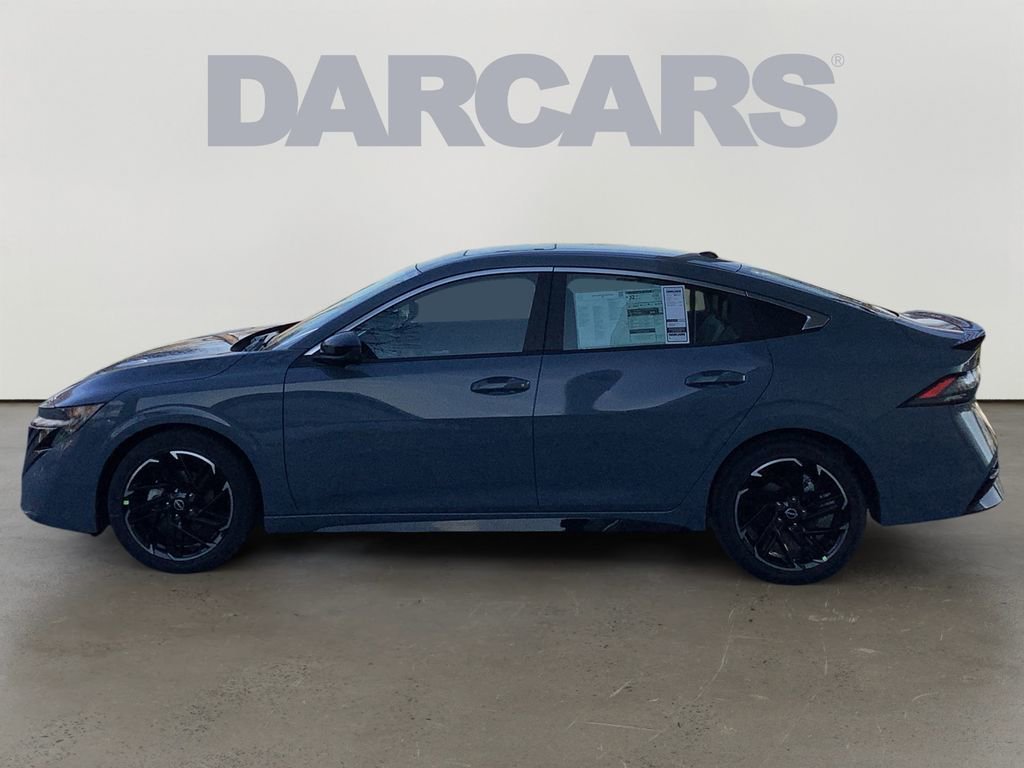 New 2026 Nissan Sentra SR w/ SR Premium Package FWD image 4