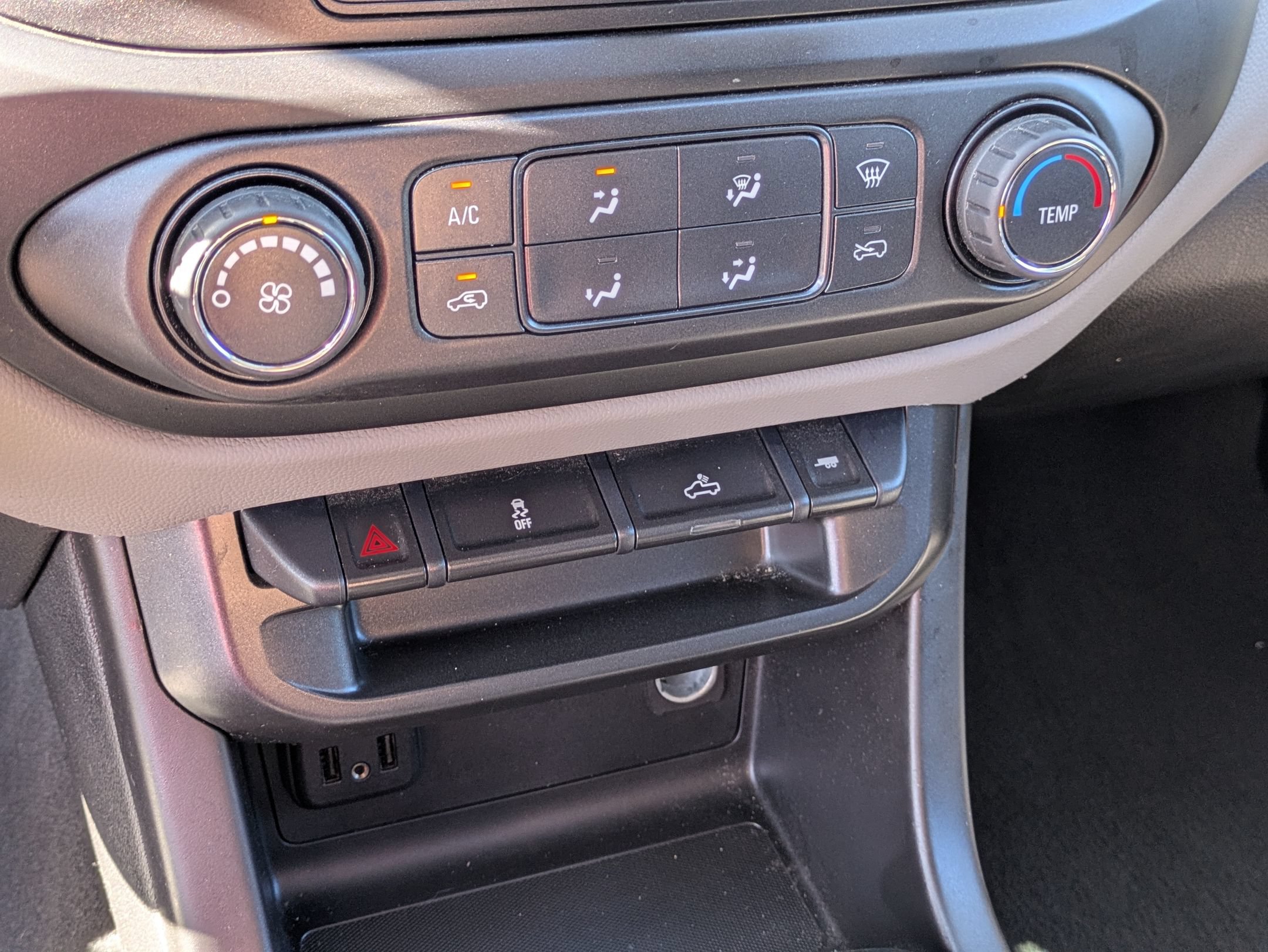Used 2021 Chevrolet Colorado W/T w/ WT Convenience Package RWD image 23