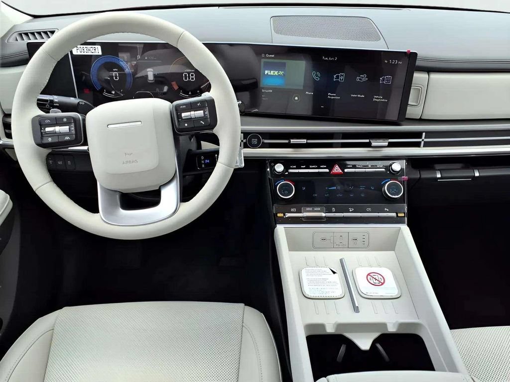New 2026 Hyundai Santa Fe SEL FWD image 8