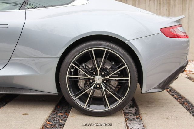 Used 2014 Aston Martin Vanquish Coupe image 82