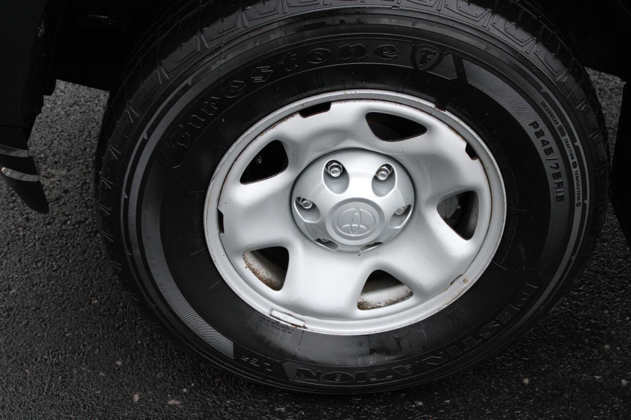 Used 2017 Toyota Tacoma 4x4 Access Cab image 7