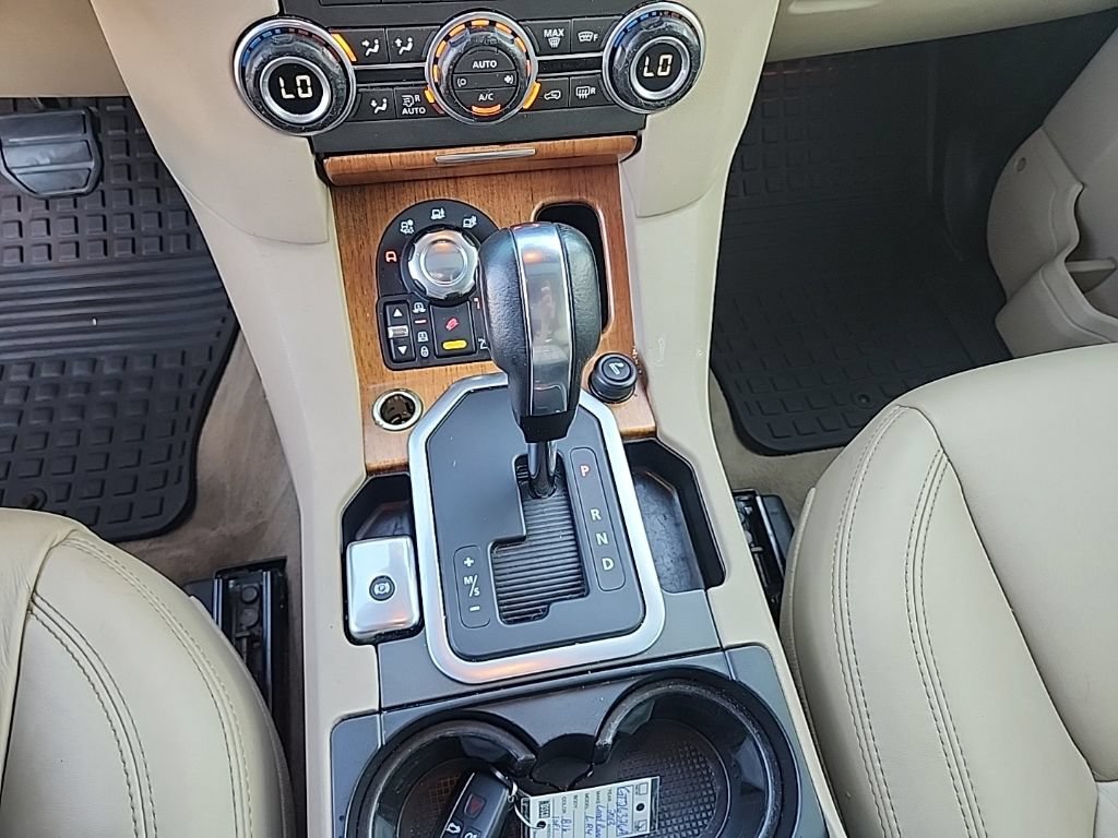 Used 2013 Land Rover LR4 HSE LUX AWD/4WD image 18