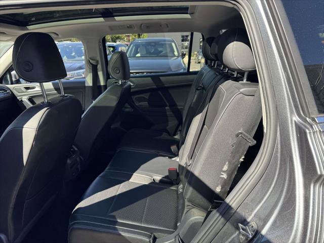 Used 2021 Volkswagen Tiguan SE w/ Panoramic Sunroof Package AWD/4WD image 14