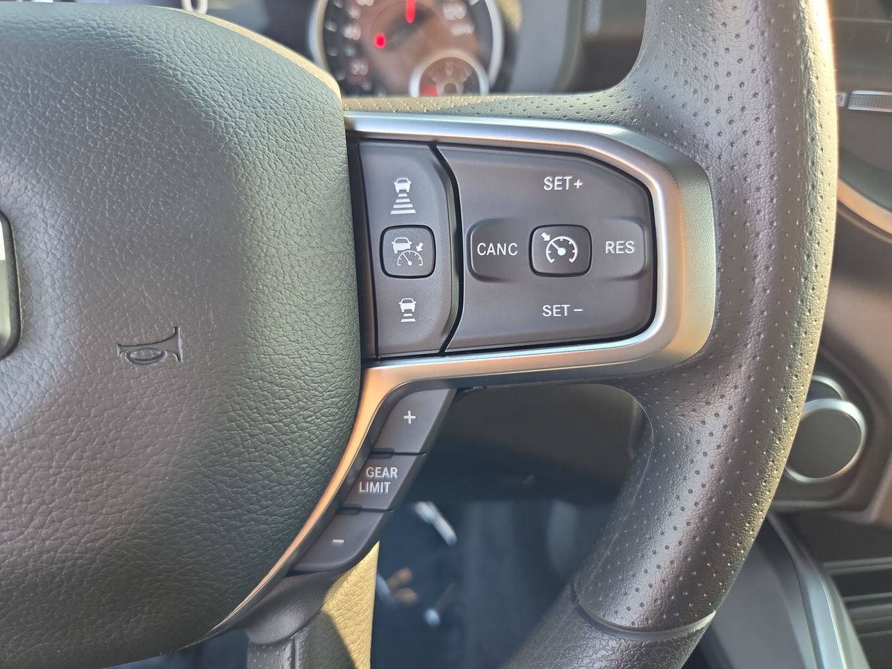 New 2026 RAM 1500 Express AWD/4WD image 13