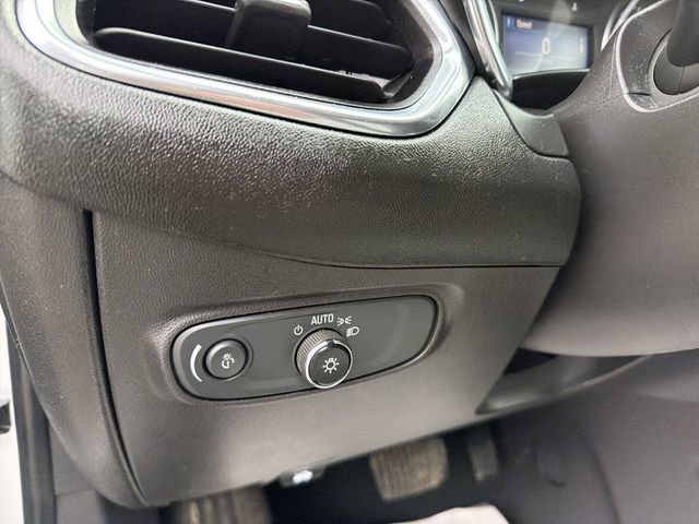 Used 2022 Chevrolet Equinox LT AWD/4WD image 16