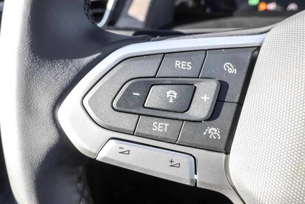 Used 2026 Volkswagen Atlas SEL Premium R-Line AWD/4WD image 20