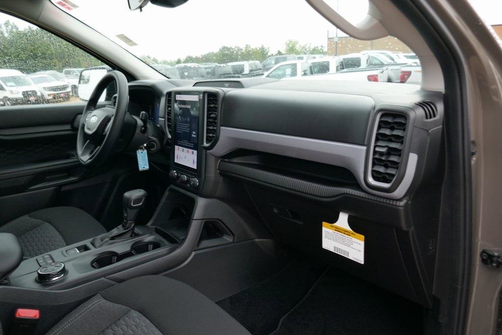 New 2025 Ford Ranger XL image 10