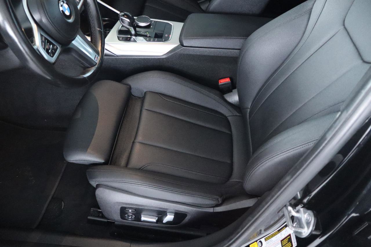 Used 2020 BMW 330i Sedan w/ M Sport Package image 13