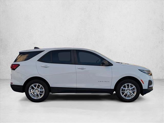 Used 2024 Chevrolet Equinox LS FWD image 4