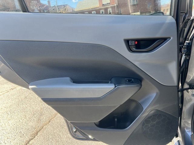 Used 2024 Subaru Crosstrek 2.0i Premium w/ Popular Package #3 image 14