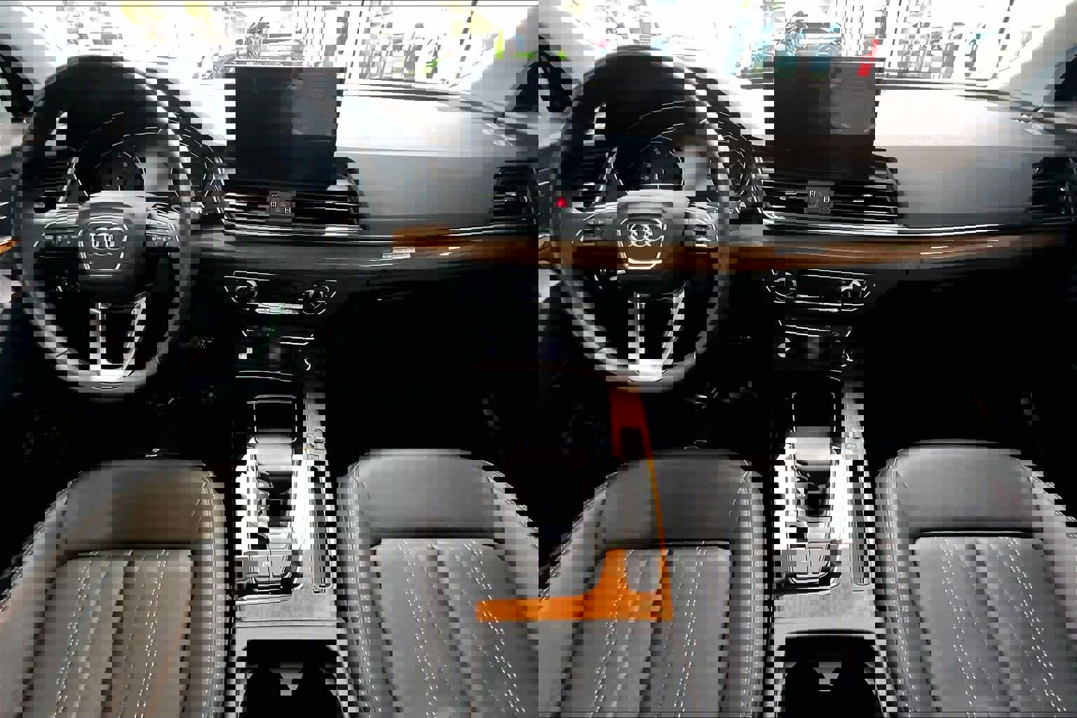 Used 2023 Audi Q5 2.0T Premium w/ Convenience Package image 15