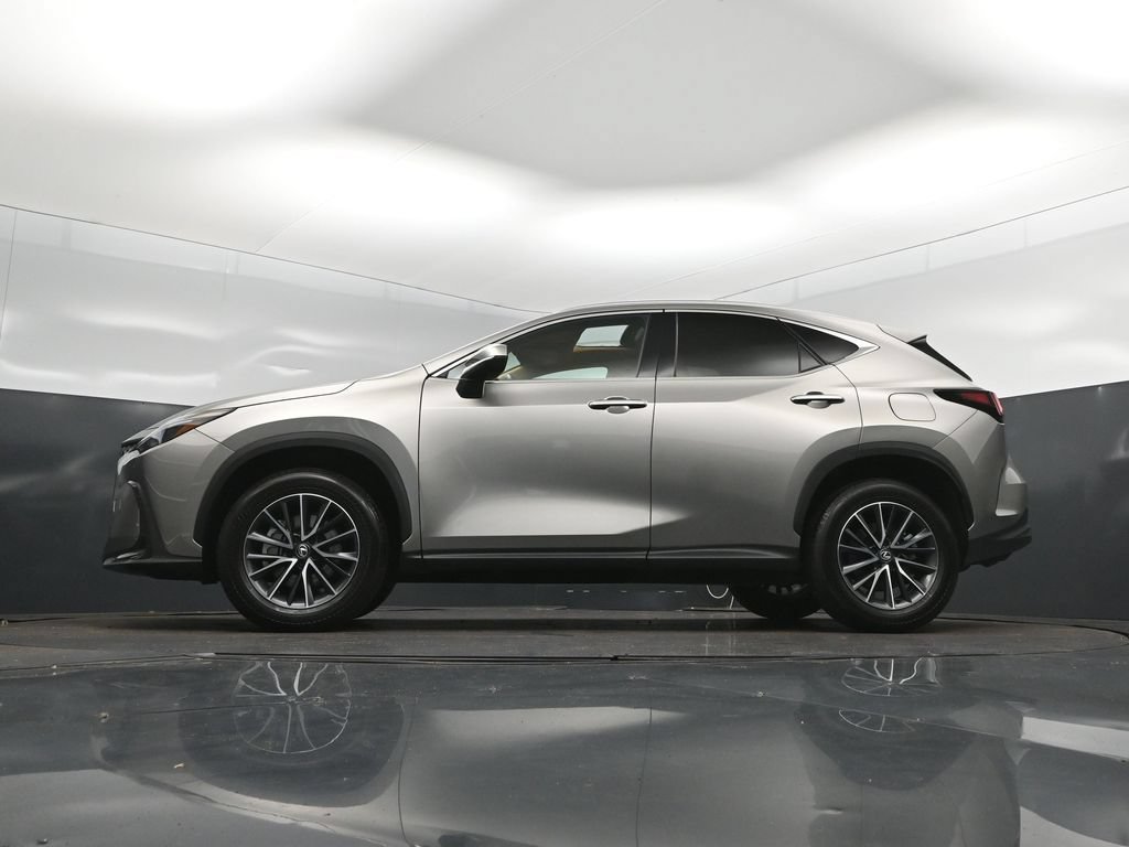 Certified 2025 Lexus NX 250 FWD w/ Towing Package (2000 Lbs) image 39