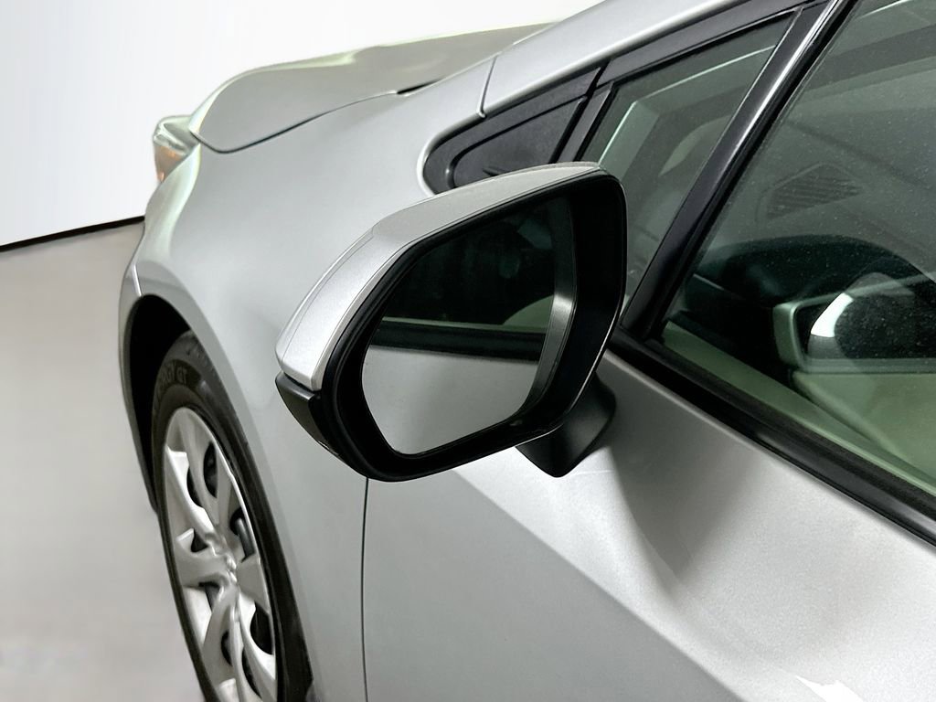 Used 2025 Toyota Corolla LE image 36