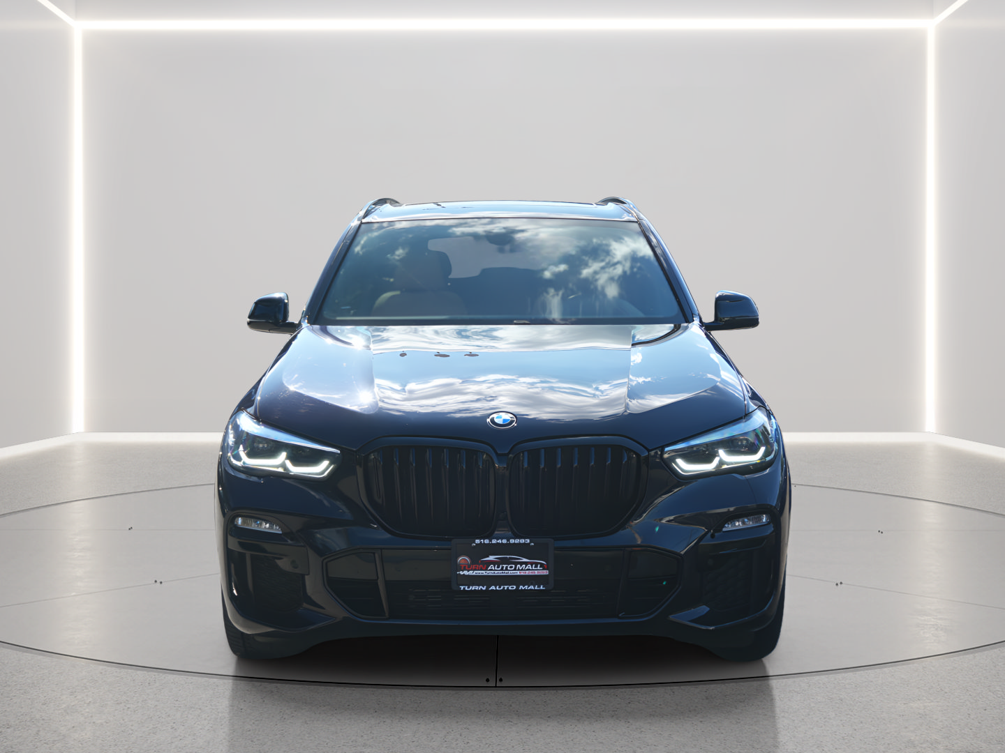 Used 2021 BMW X5 xDrive40i w/ M Sport Package AWD/4WD image 8