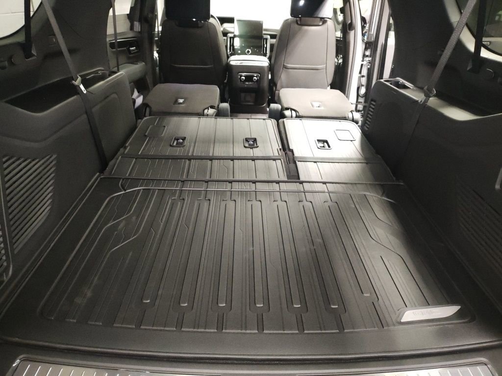 New 2026 GMC Yukon XL AT4 w/ AT4 Premium Plus Package image 17