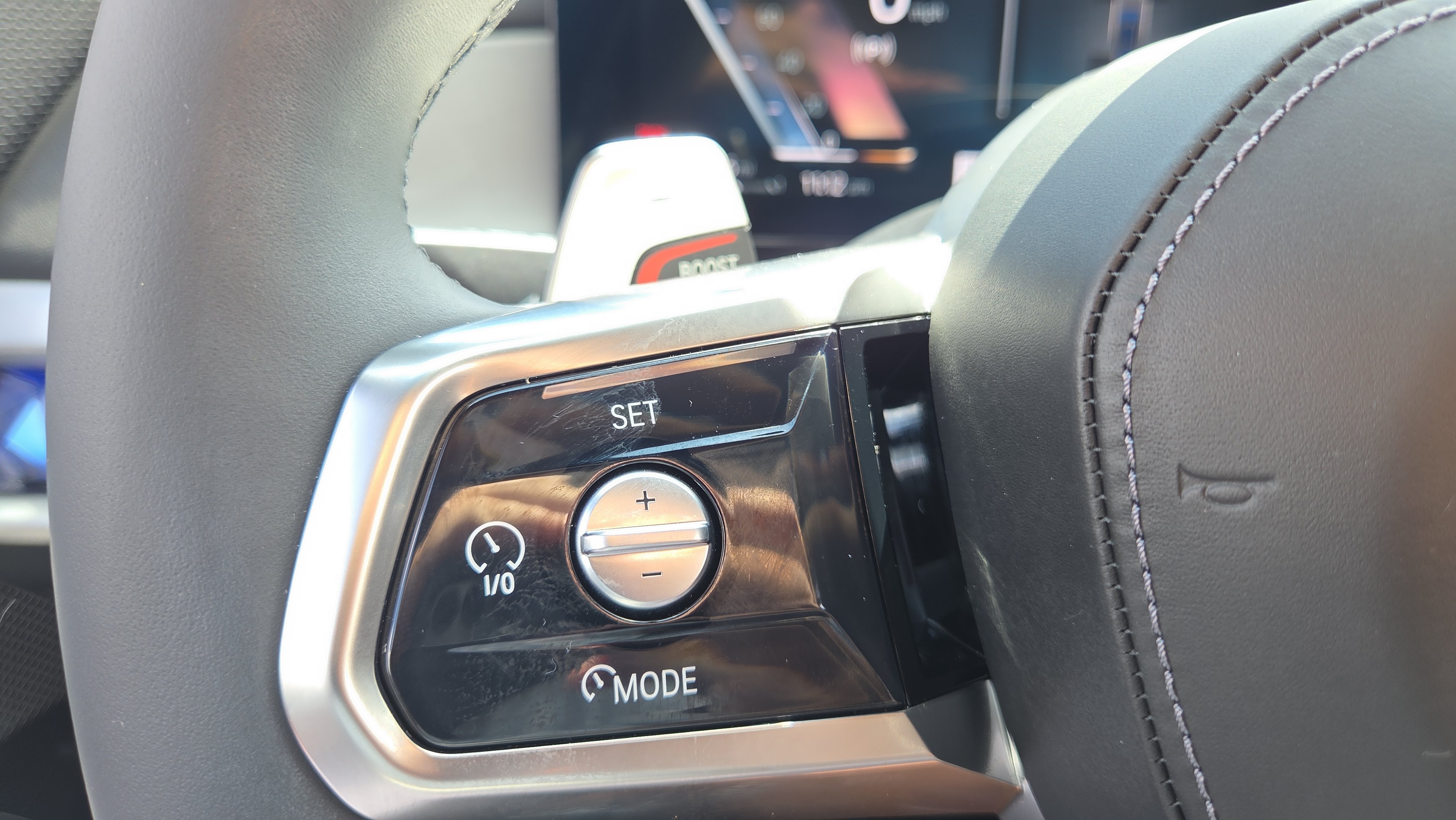 Certified 2025 BMW 760i xDrive w/ Executive Package AWD/4WD image 21