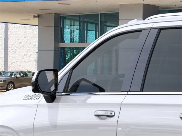 New 2025 Chevrolet Suburban High Country w/ Sun And Tow Package image 13