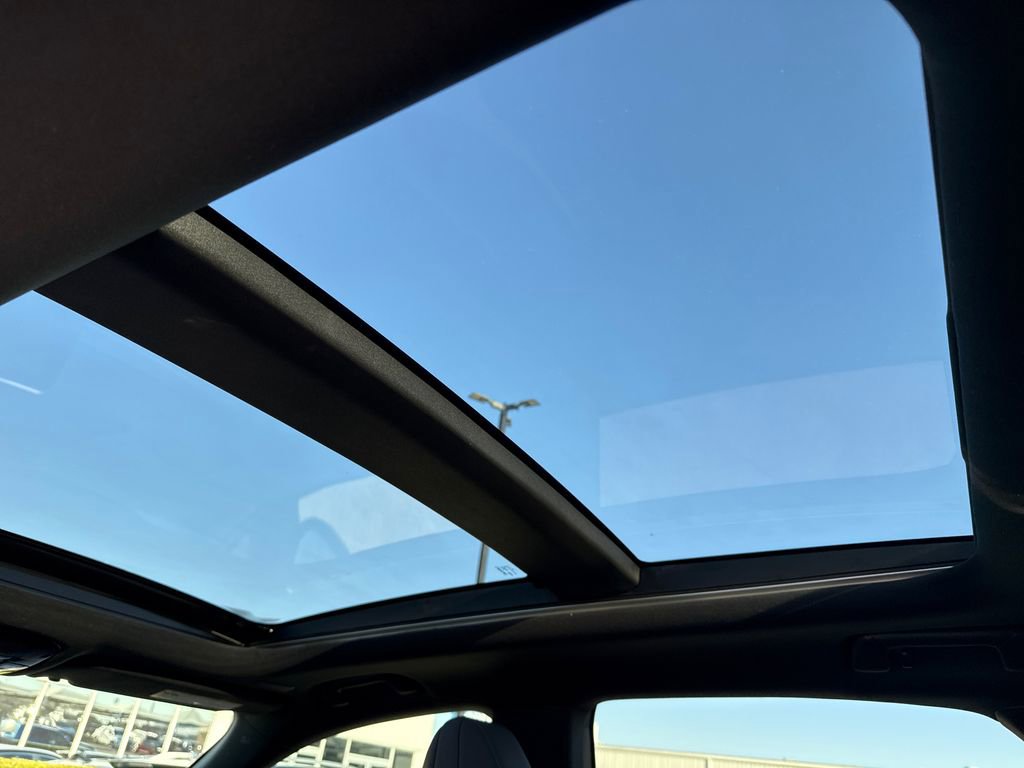 Used 2024 Lexus RX 500h F Sport w/ Convenience Package image 13