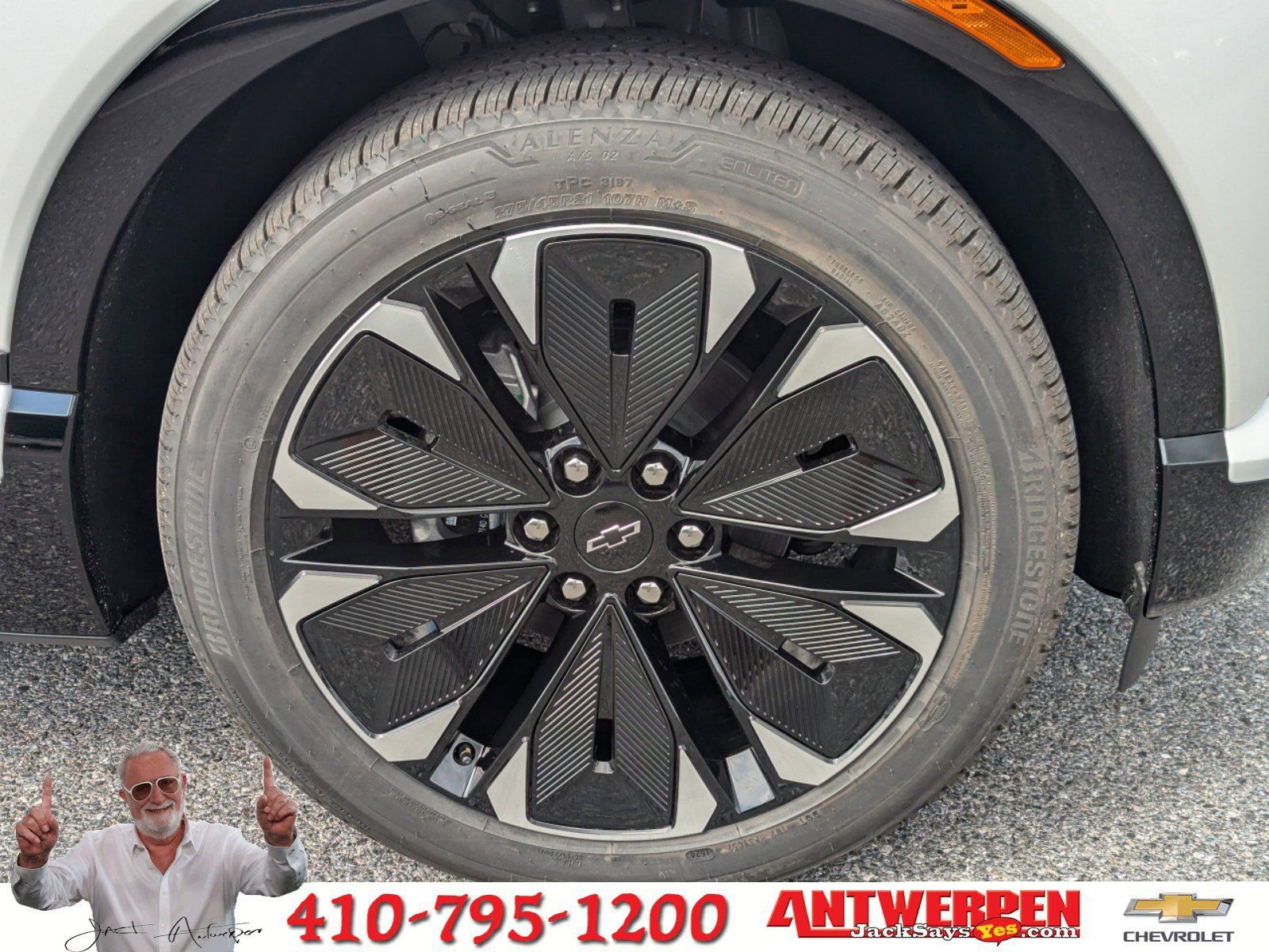 New 2024 Chevrolet Blazer EV RS image 9