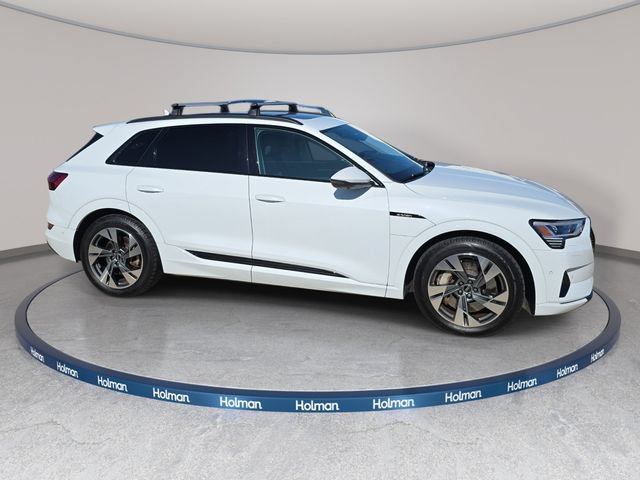 Used 2021 Audi e-tron Premium w/ Convenience Plus Package AWD/4WD image 5