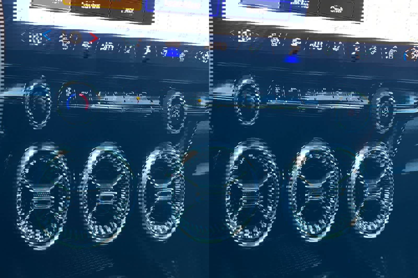 Used 2025 Chevrolet Blazer EV LT image 24