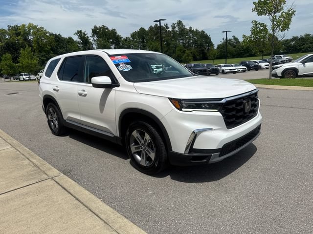 Certified 2025 Honda Pilot EX-L image 6