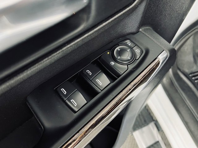 Used 2023 GMC Sierra 3500 SLE w/ SLE Value Package image 19