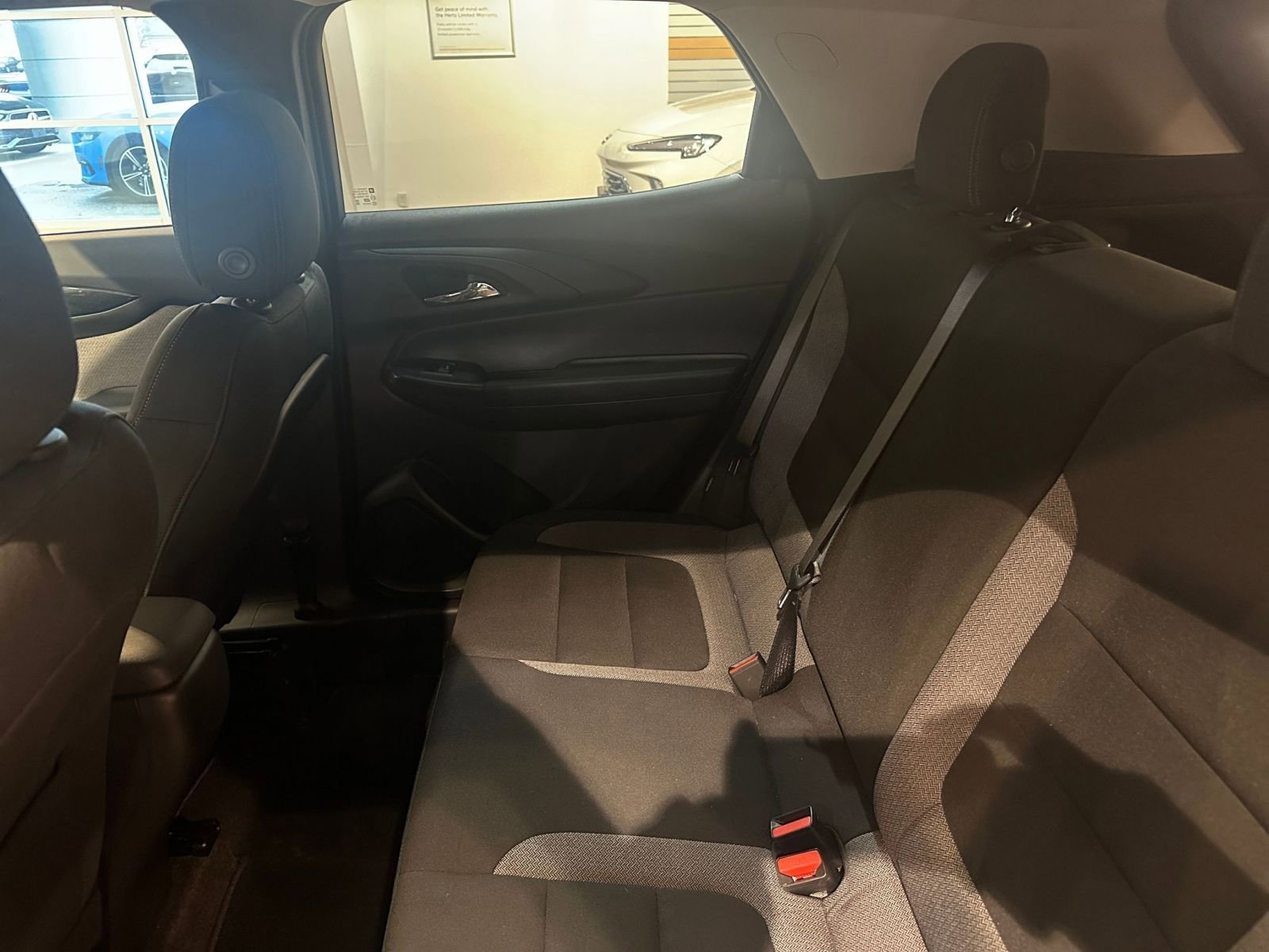 Used 2025 Chevrolet TrailBlazer LT image 39